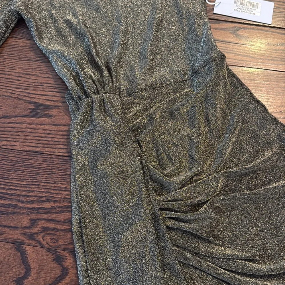 Metallic Gold Long Sleeve Dress - Picture 4 of 4